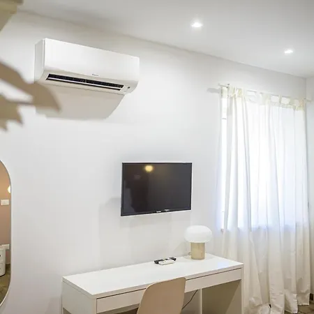 Piccolo Torino 게스트하우스 3*